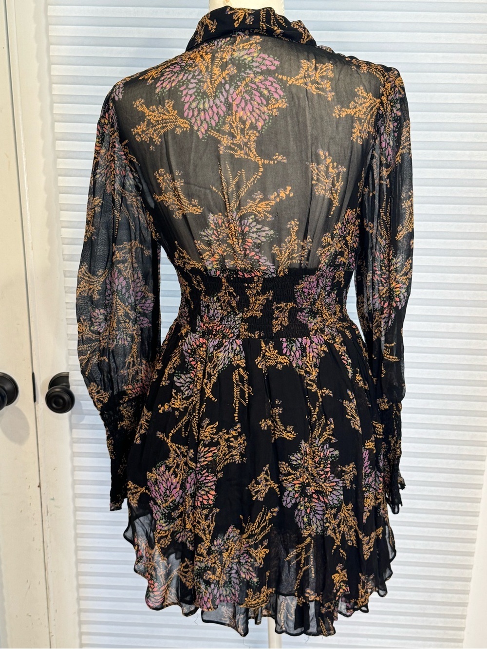 Free People Fake Pretend Black Floral Long-Sleeve Tiered Mini Dress 1040 - Picture 3 of 6
